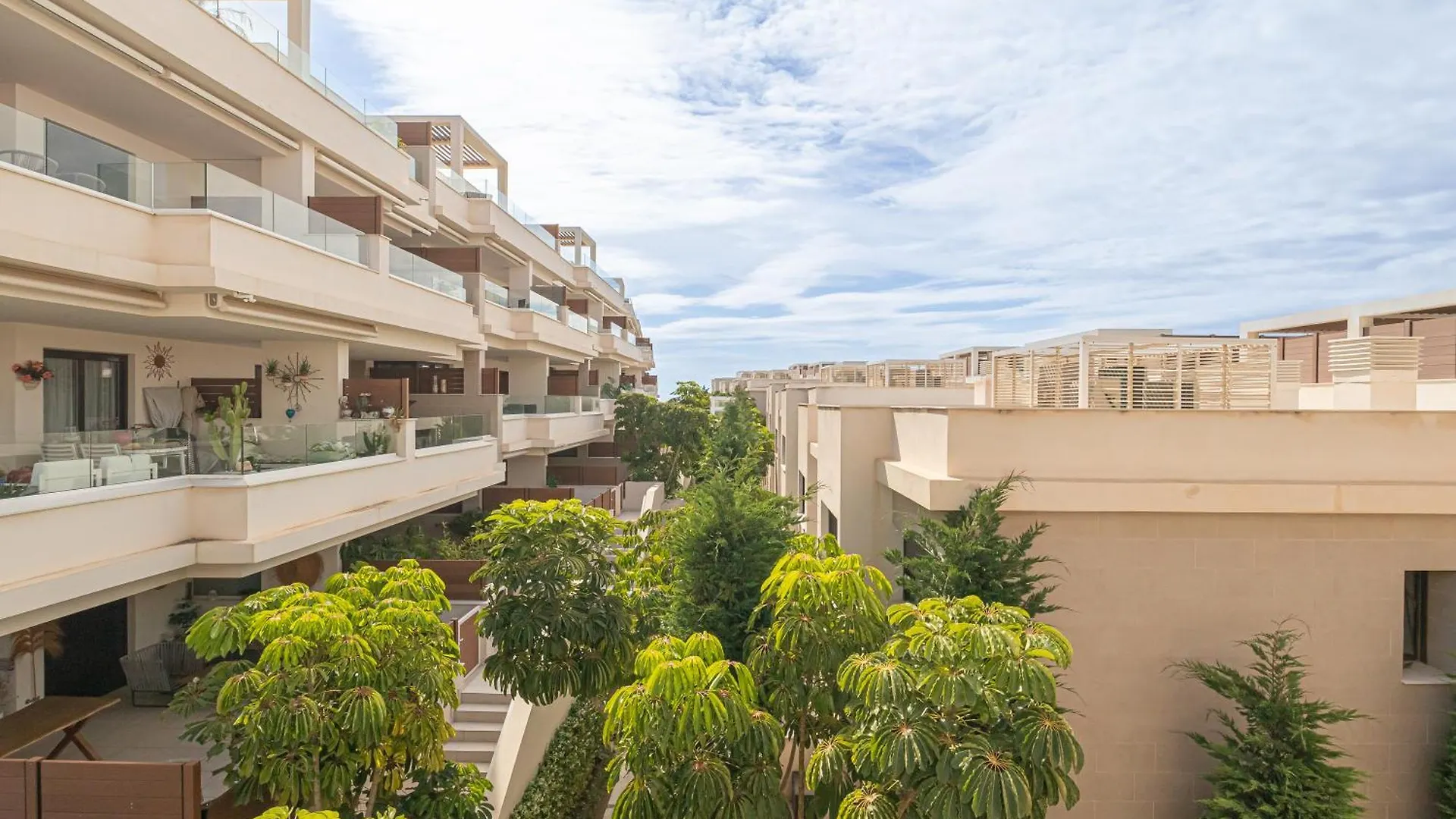 Apartment Luxury Jardinana Lotus 700M To Beach - Happy Rentals La Cala De Mijas