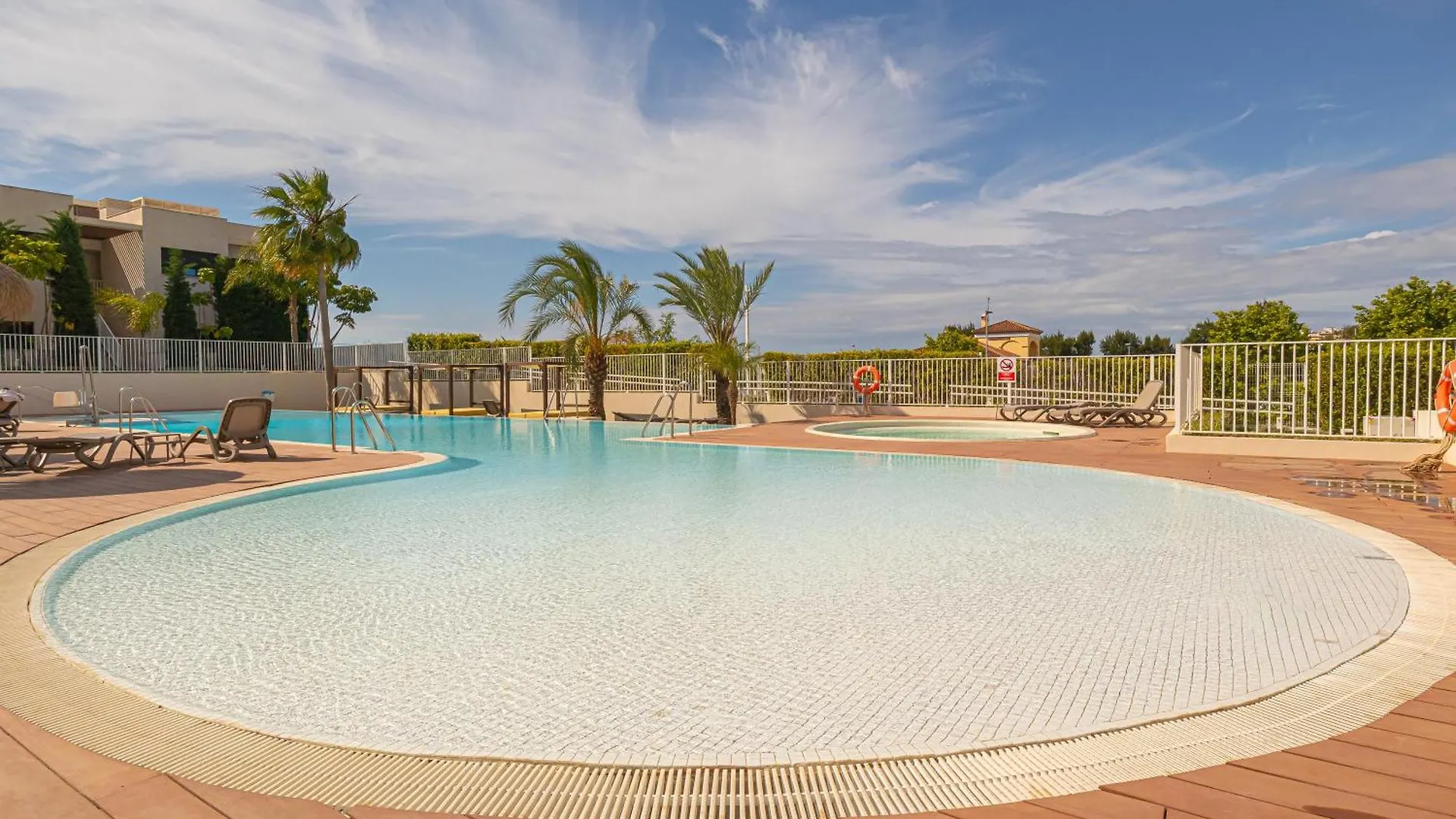 Luxury Jardinana Lotus 700M To Beach - Happy Rentals La Cala De Mijas 0*,  Spanje